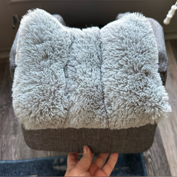 Dog Car Seat for Small Dog Center Console Seat Pet Booster - Picture 13 of 16